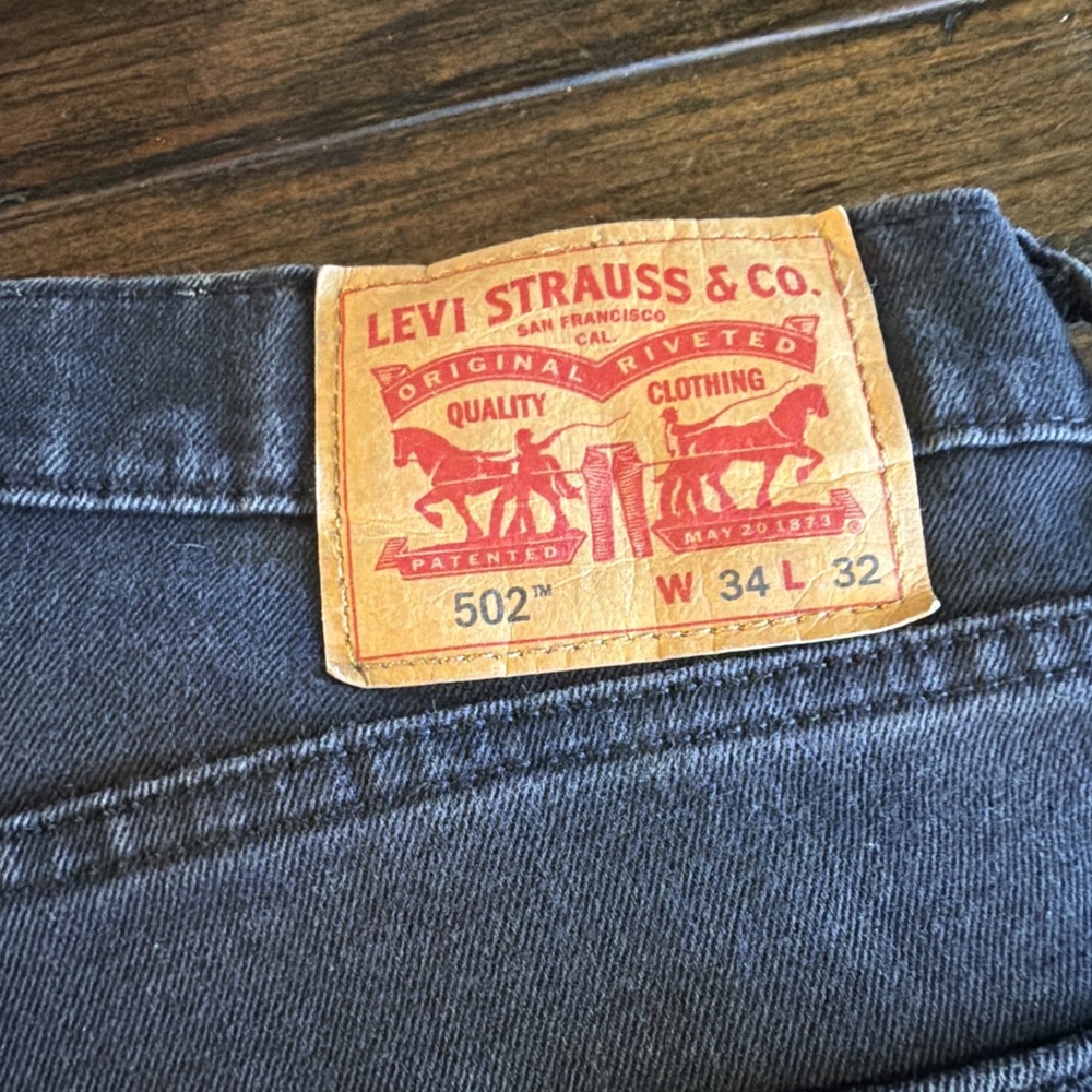 Levi's 502 Men's Jeans 34x32 Black Gray Wash Taper Fit Denim - Picture 3 of 11